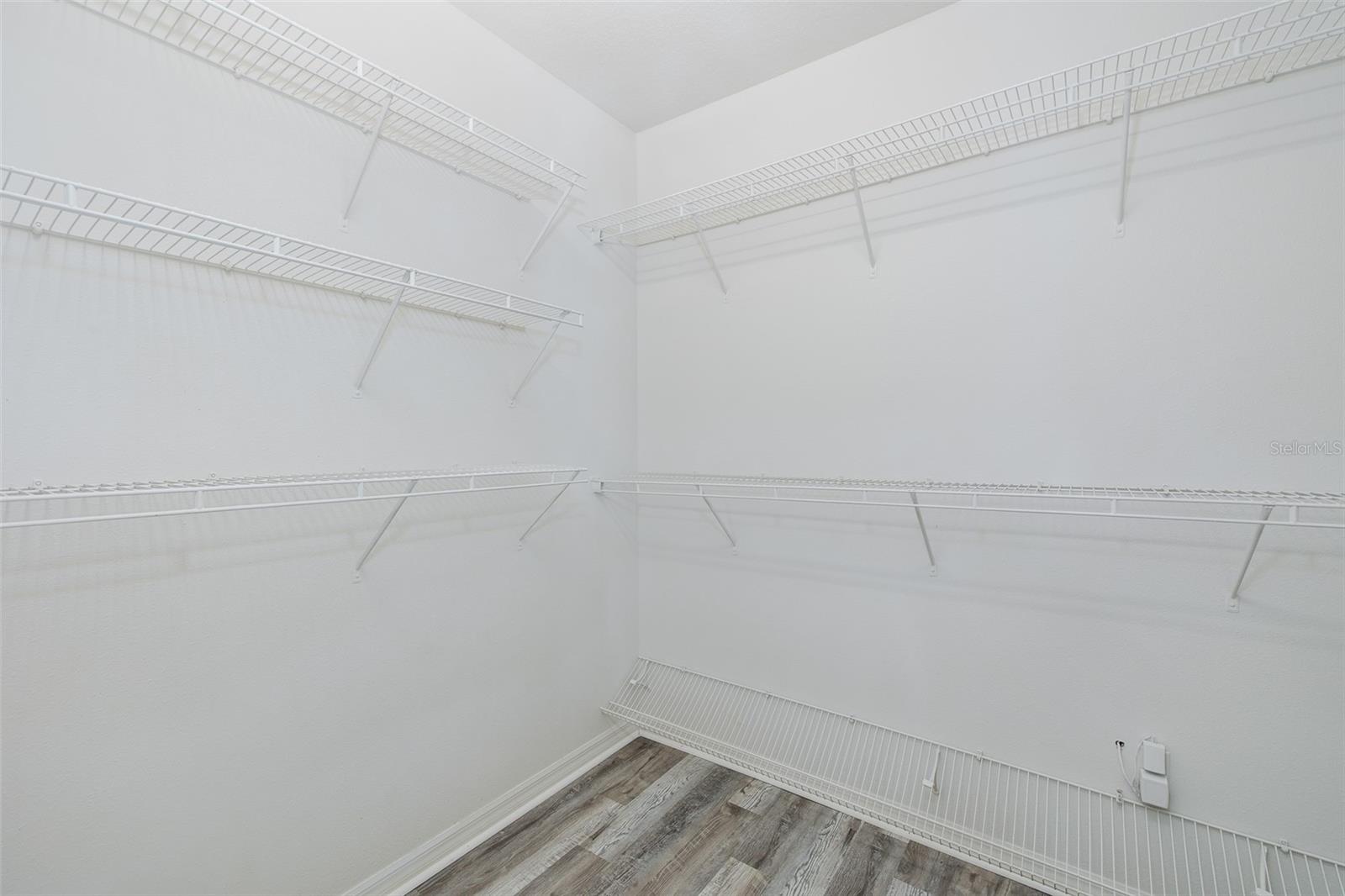 5815 JUSTICIA LOOP — photo 26