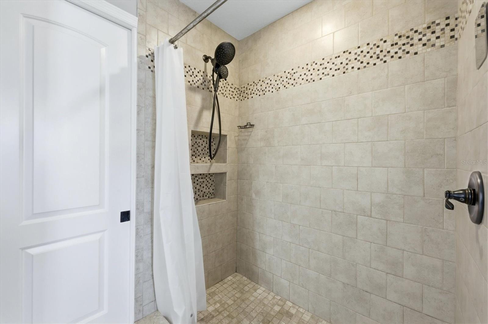1484 OVERBROOK RD — photo 28