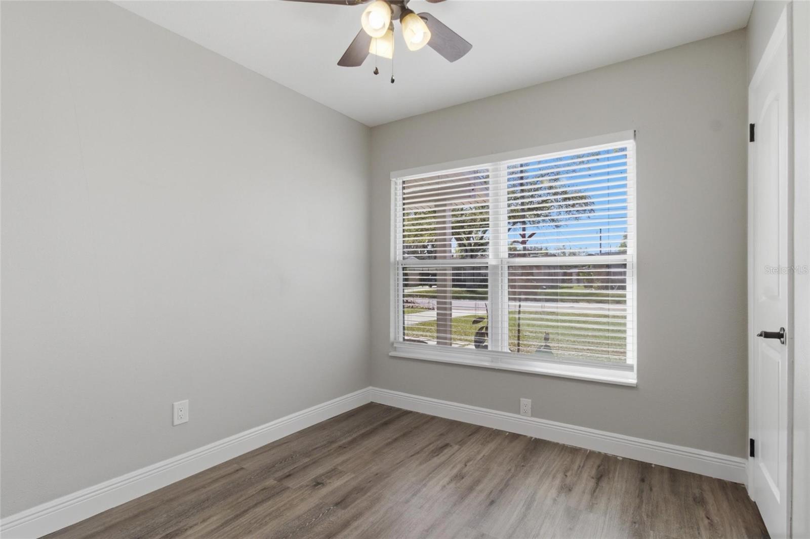 8609 CHINABERRY DR — photo 28