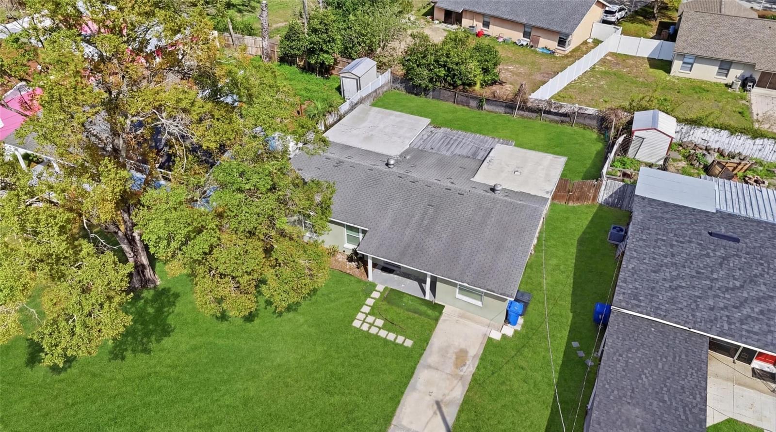 8609 CHINABERRY DR — photo 7