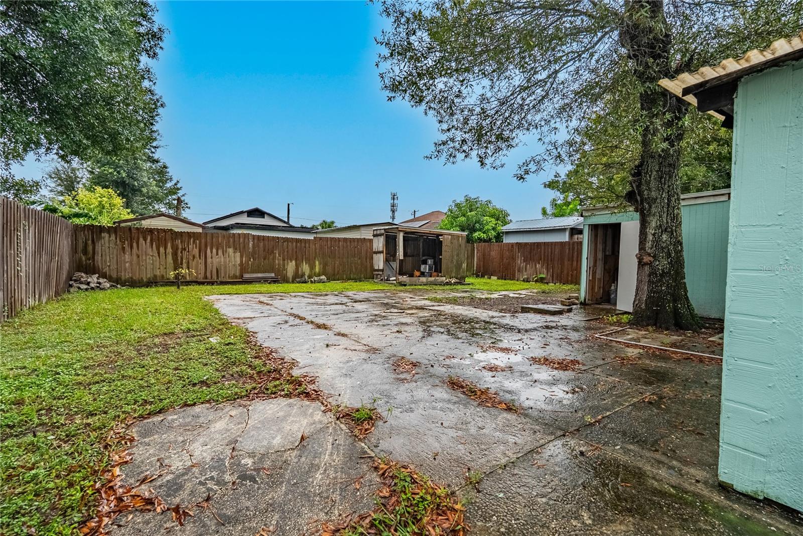 1738 W COMANCHE AVE — photo 43