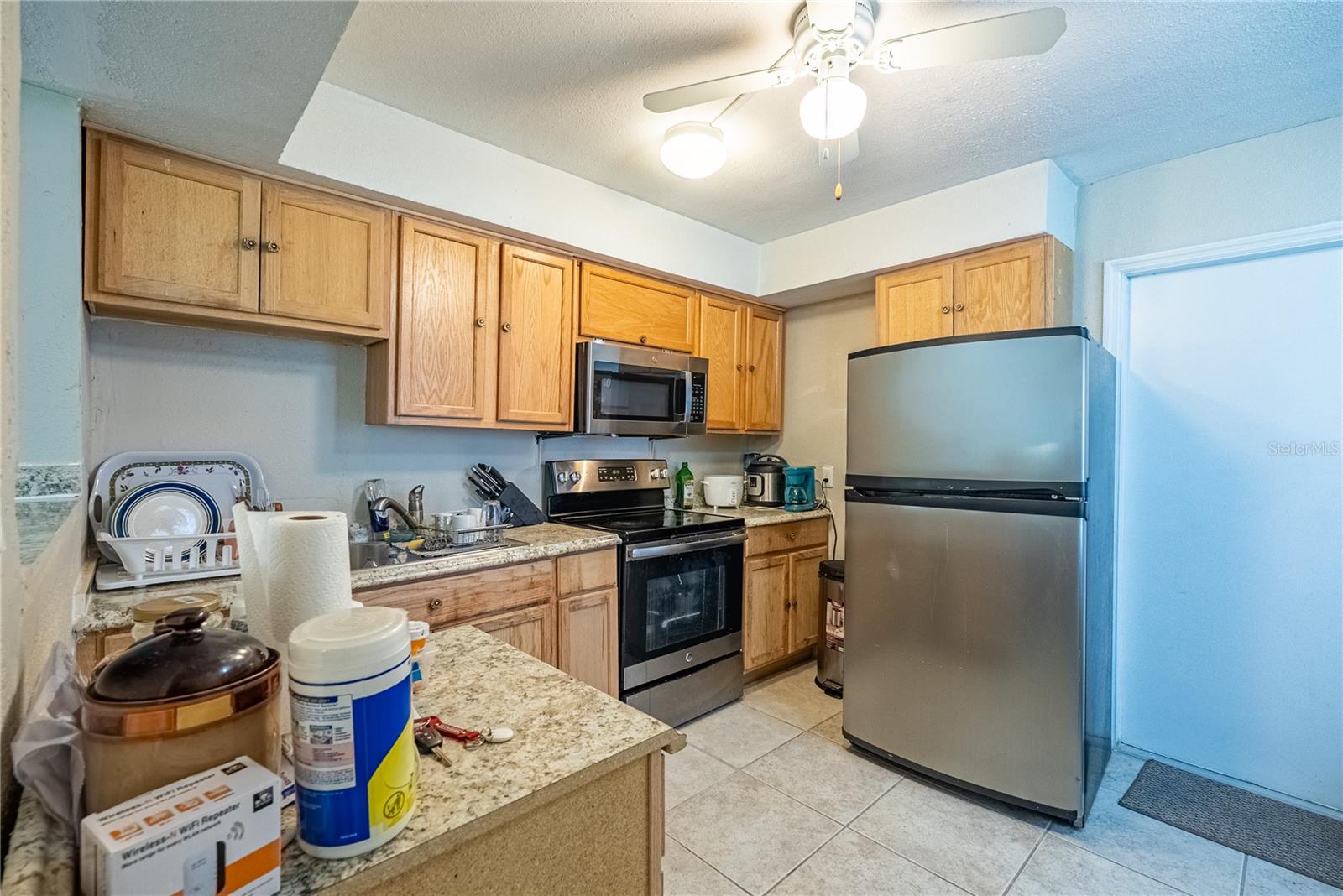 1738 W COMANCHE AVE — photo 14