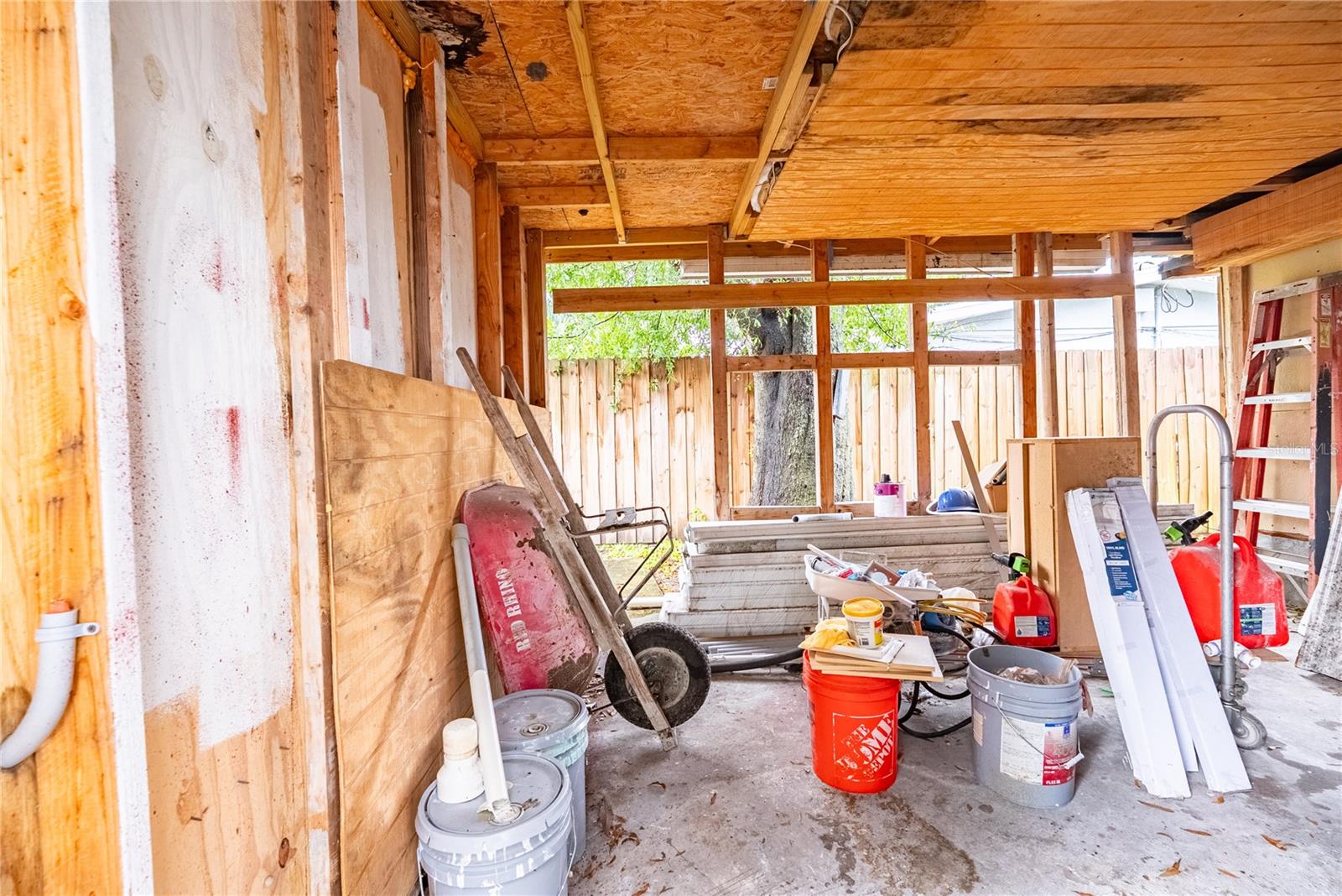 1738 W COMANCHE AVE — photo 45