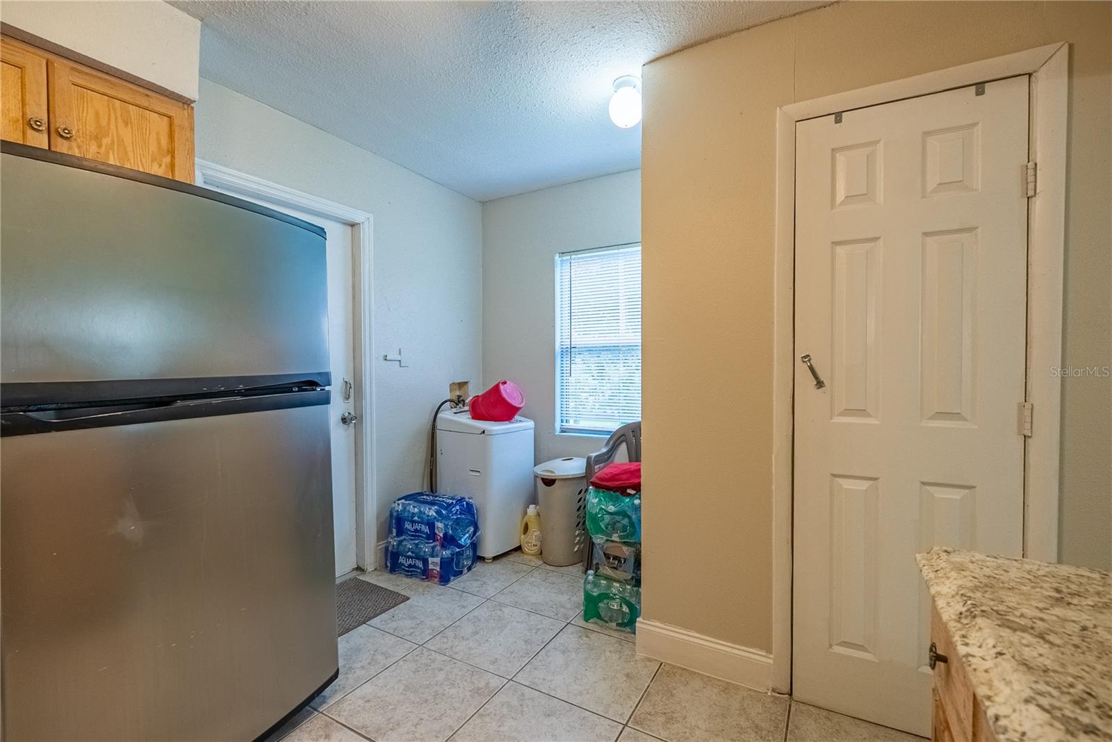 1738 W COMANCHE AVE — photo 15