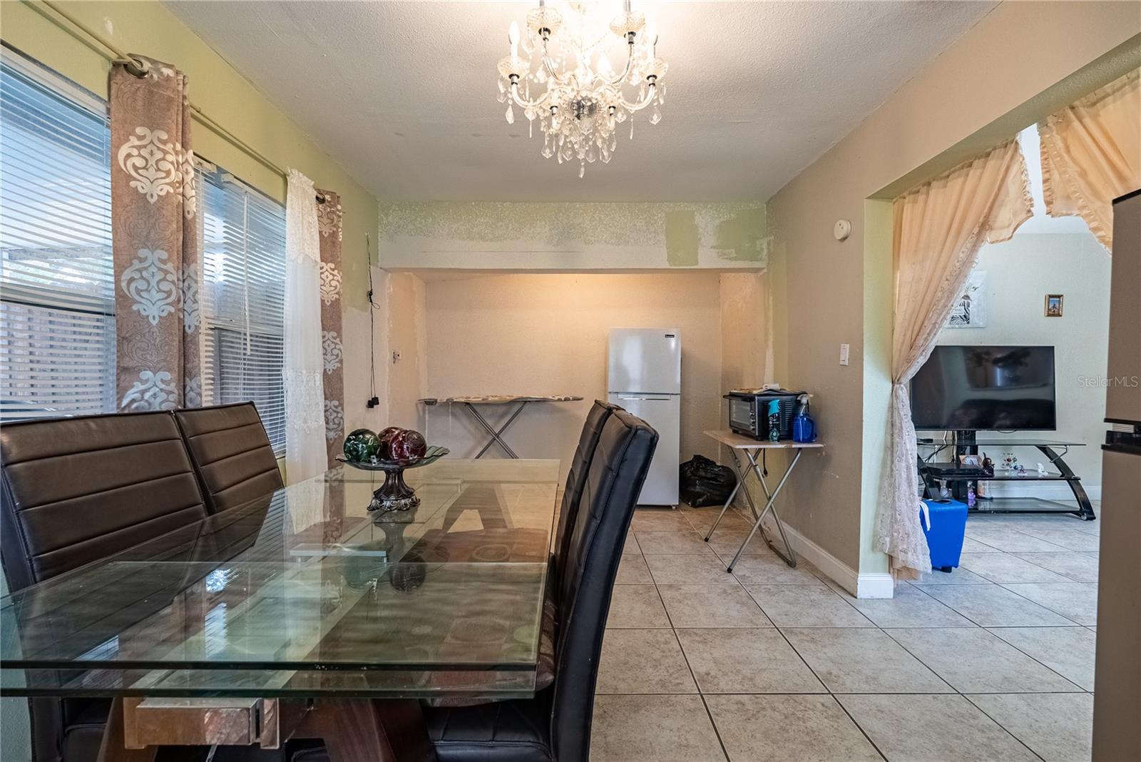 1738 W COMANCHE AVE — photo 11