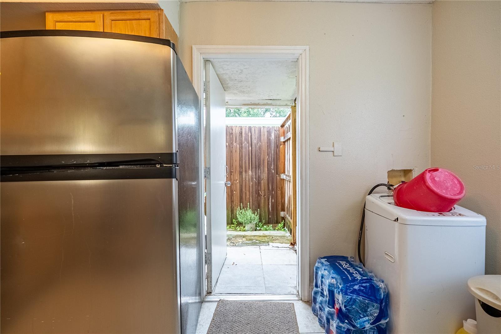 1738 W COMANCHE AVE — photo 16