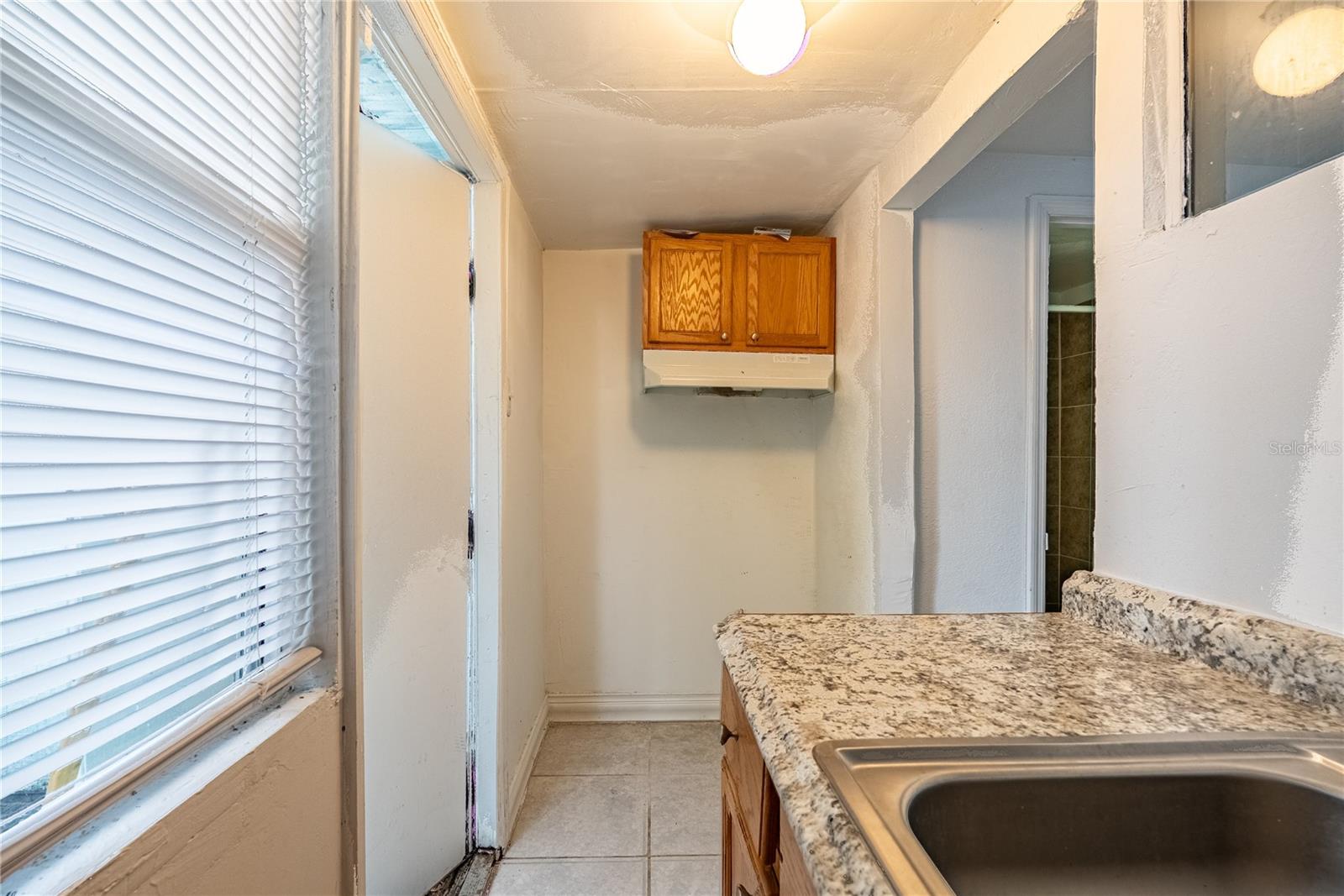 1738 W COMANCHE AVE — photo 29