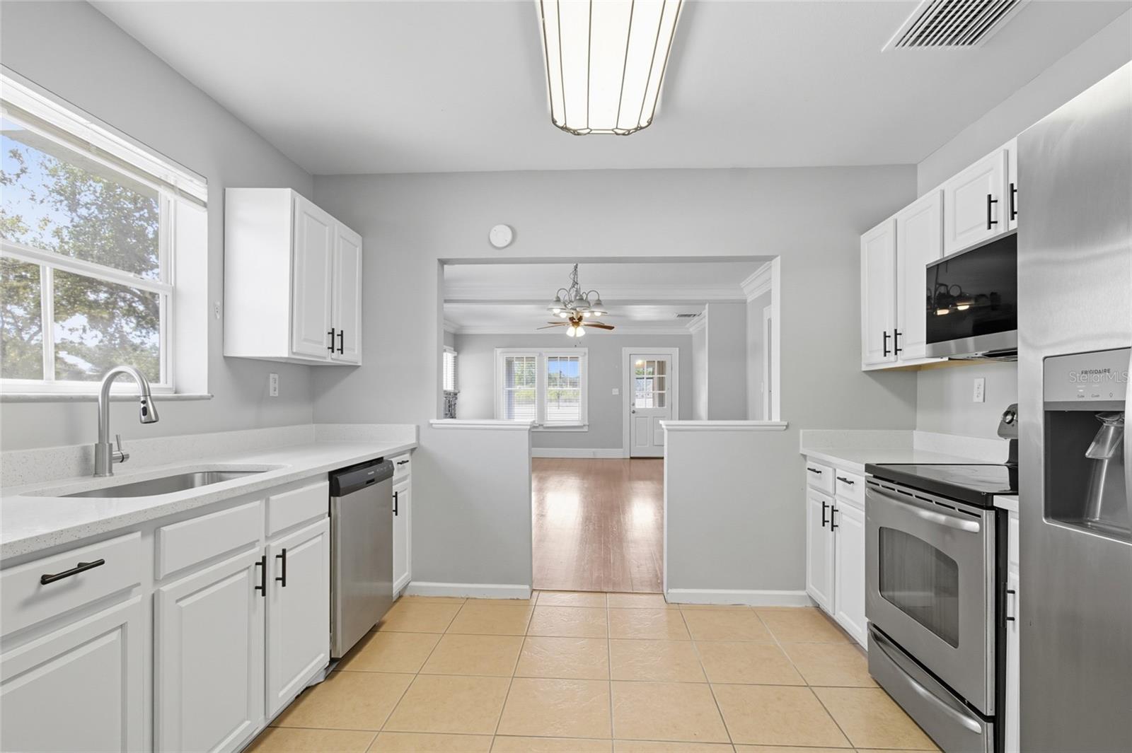 4701 HAINES RD N — photo 28