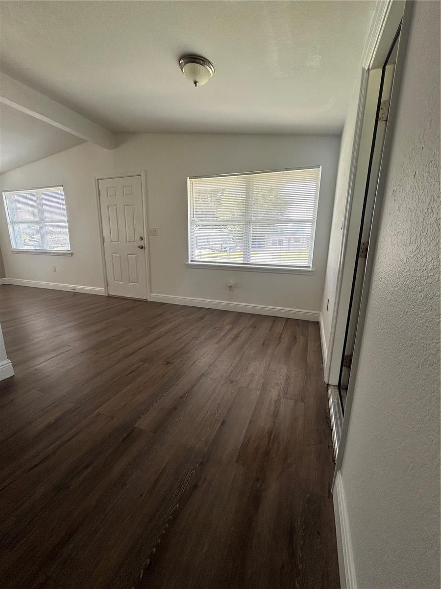 5206 S 84TH ST — photo 7