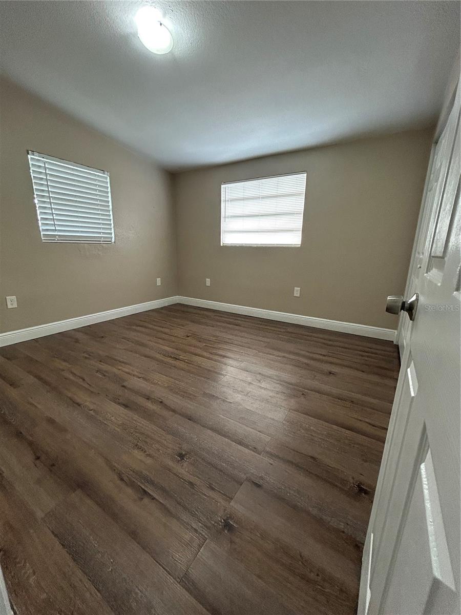 5206 S 84TH ST — photo 11