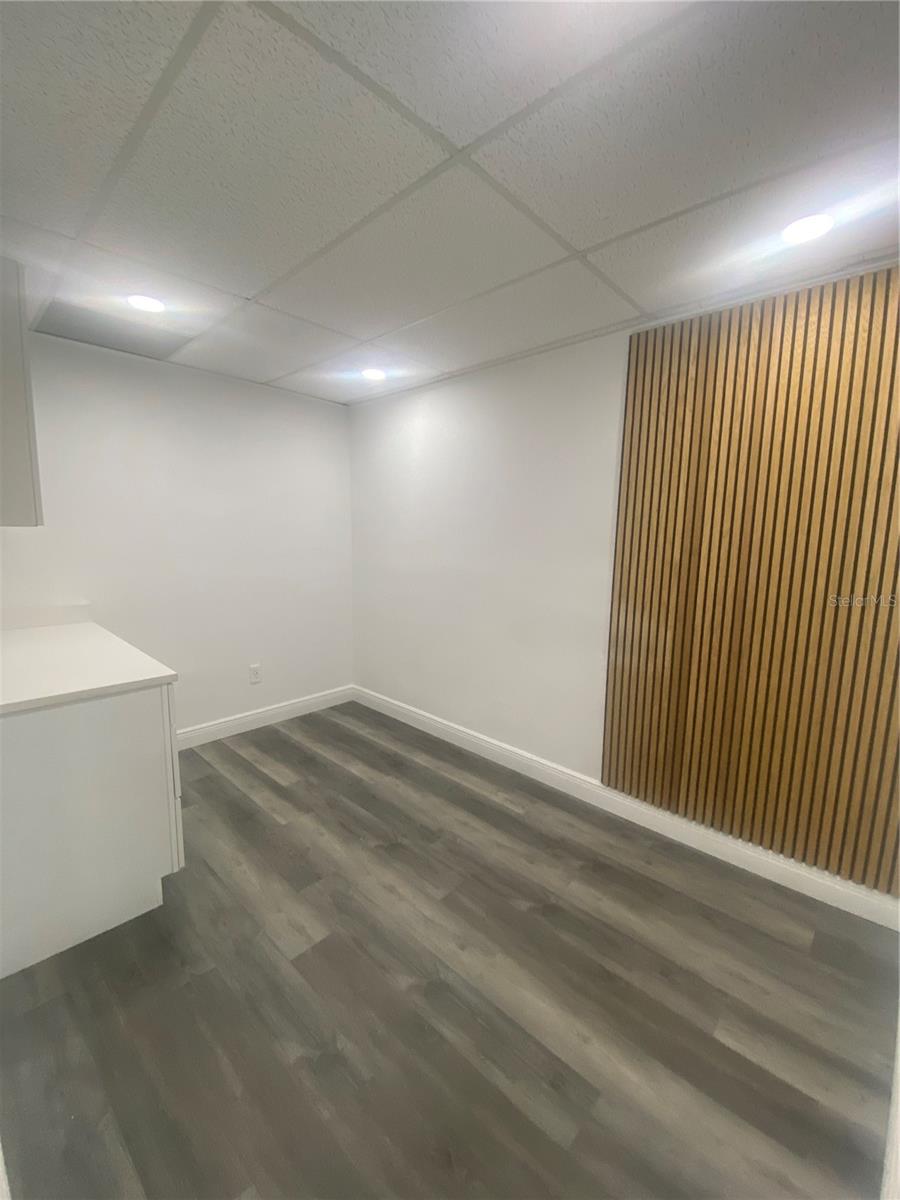 315 S PARSONS AVE — photo 11