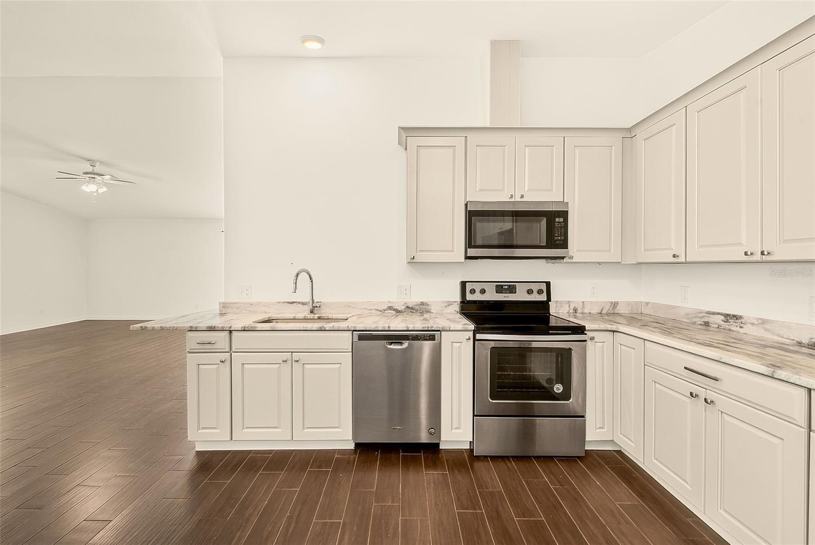 14334 CHANNEL DR — photo 11