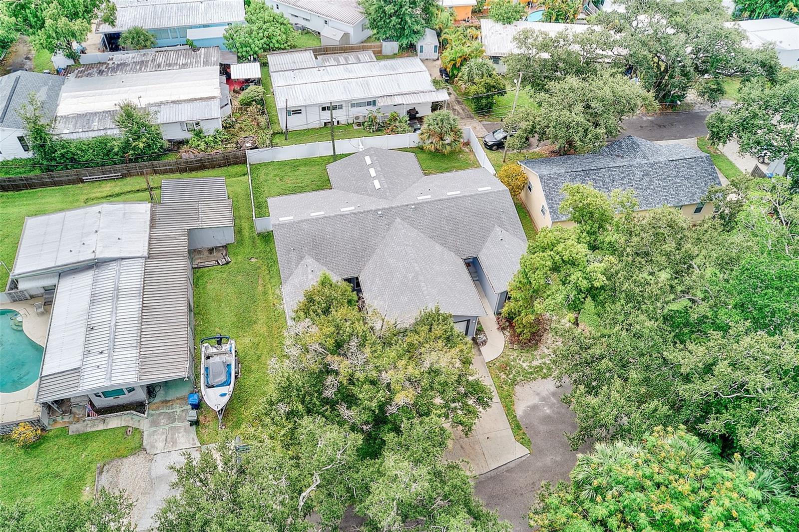 14334 CHANNEL DR — photo 33