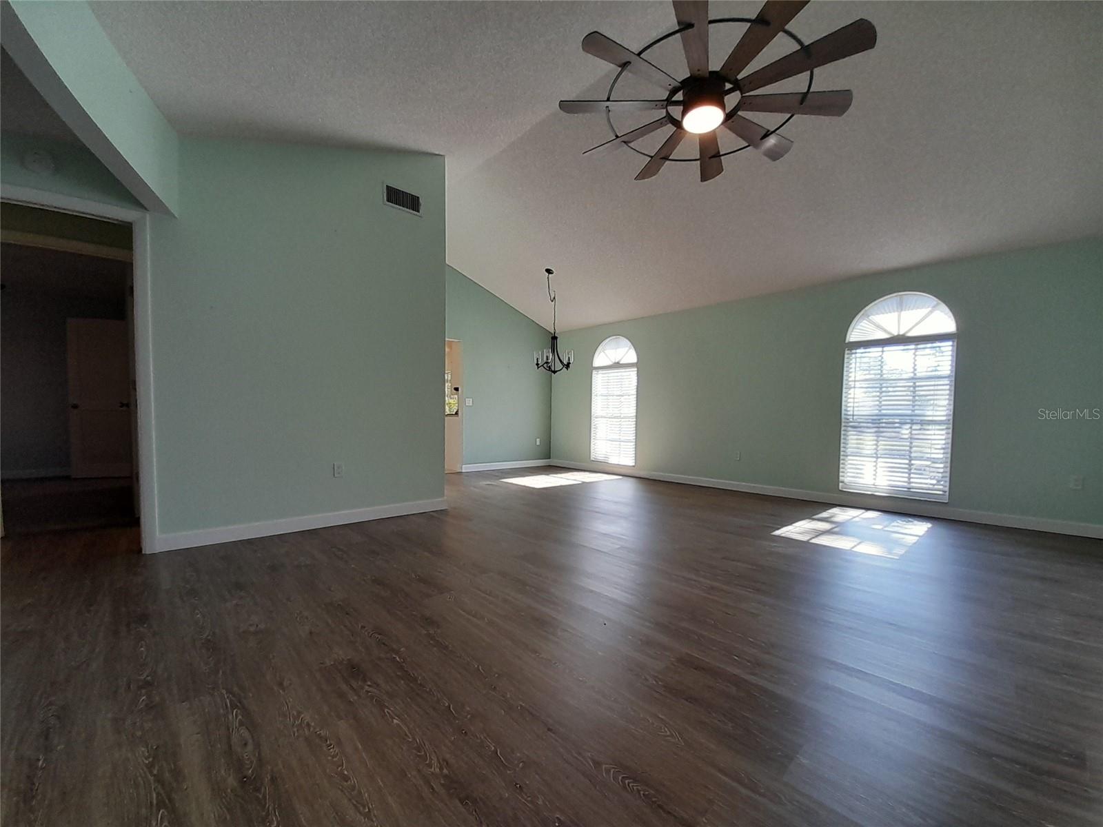 3520 57TH AVENUE CIR W #2 — photo 10