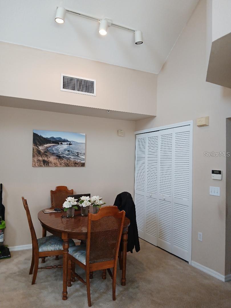 5581 ROSEHILL RD #203 — photo 10