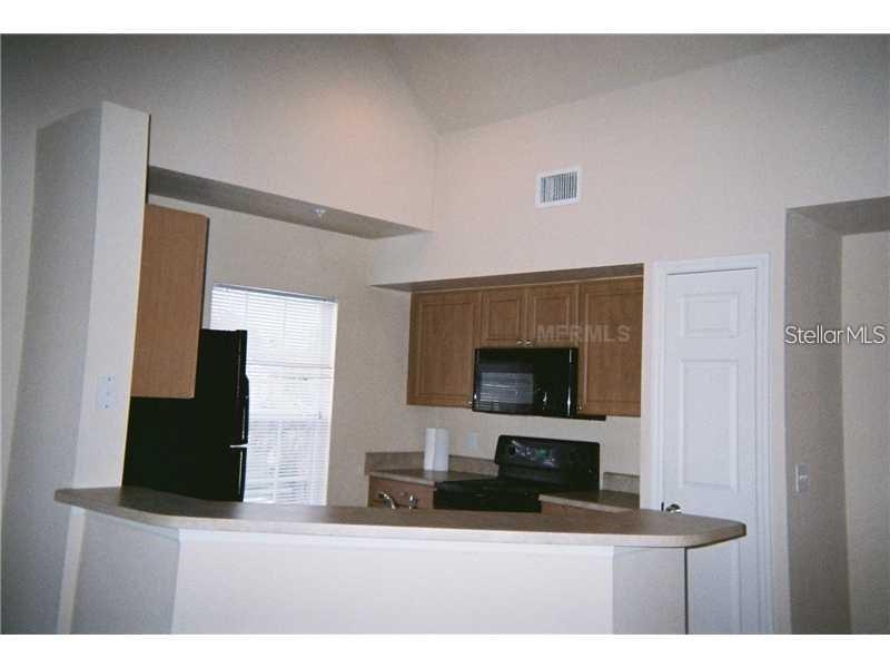5581 ROSEHILL RD #203 — photo 9