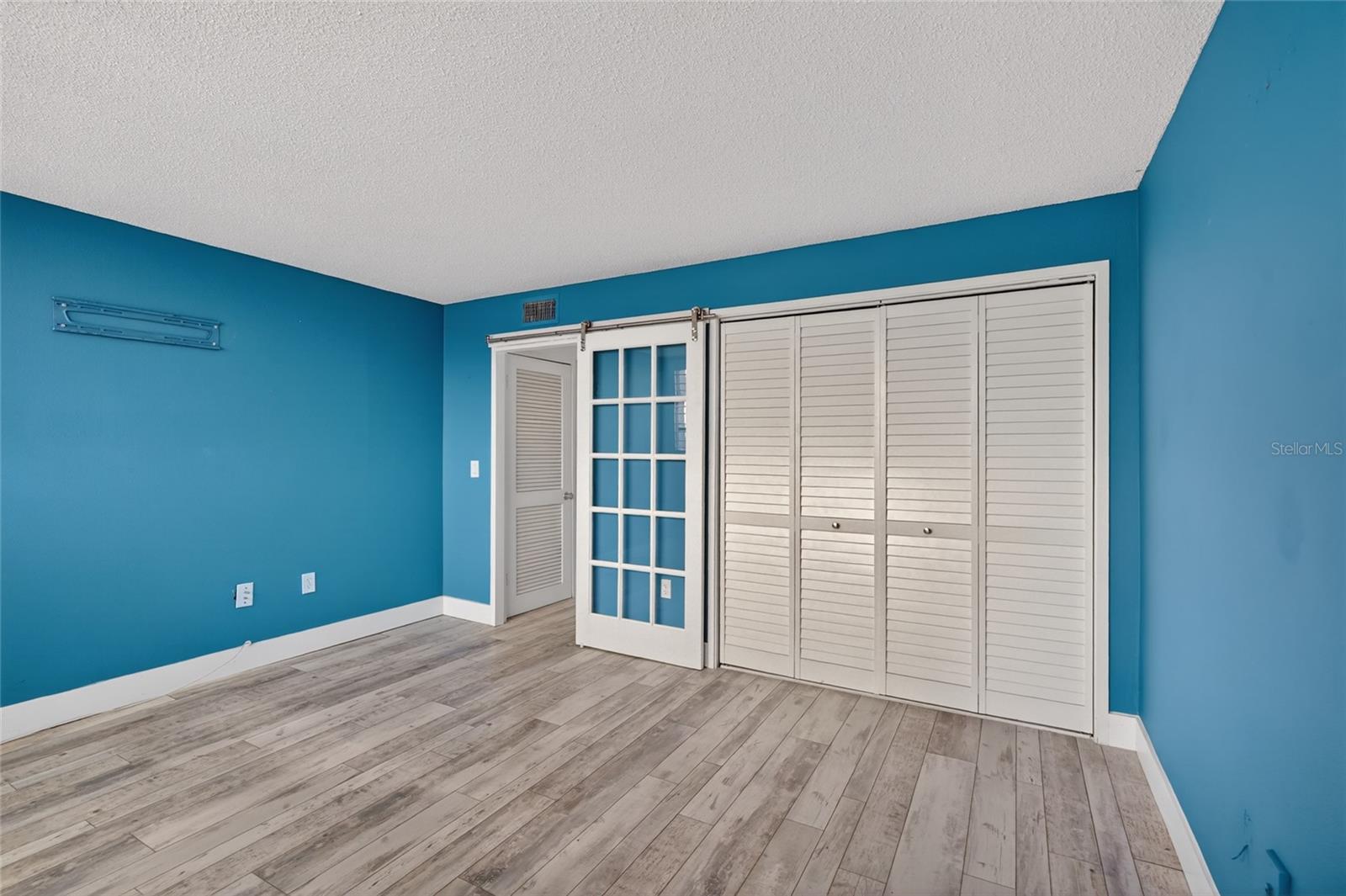 7465 BAY ISLAND DR S #217 — photo 18