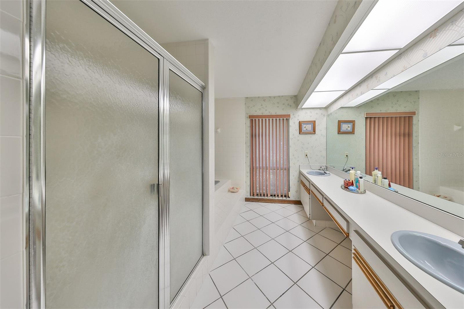 2609 MANOR OAK DR — photo 29