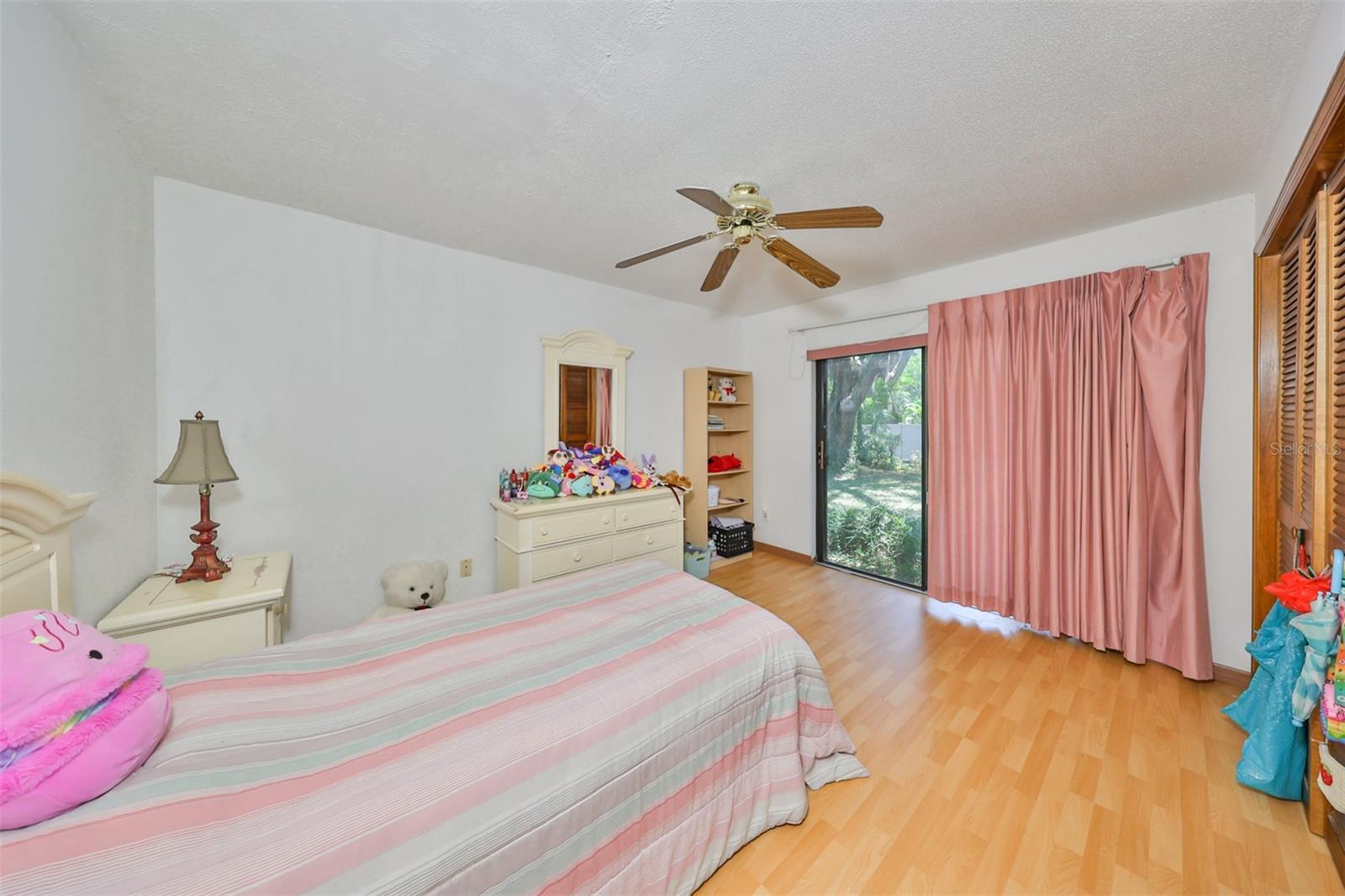 2609 MANOR OAK DR — photo 37