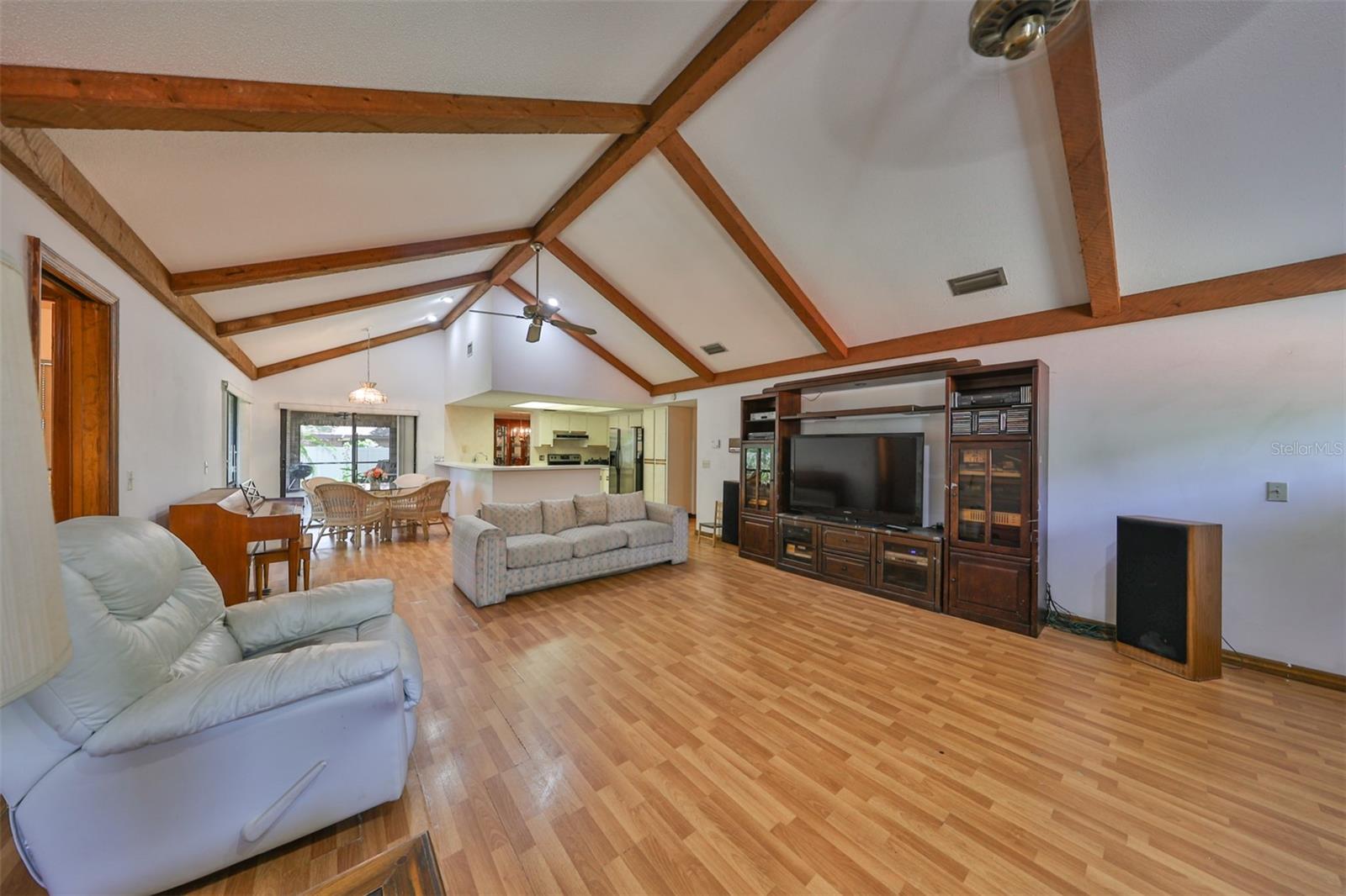 2609 MANOR OAK DR — photo 10