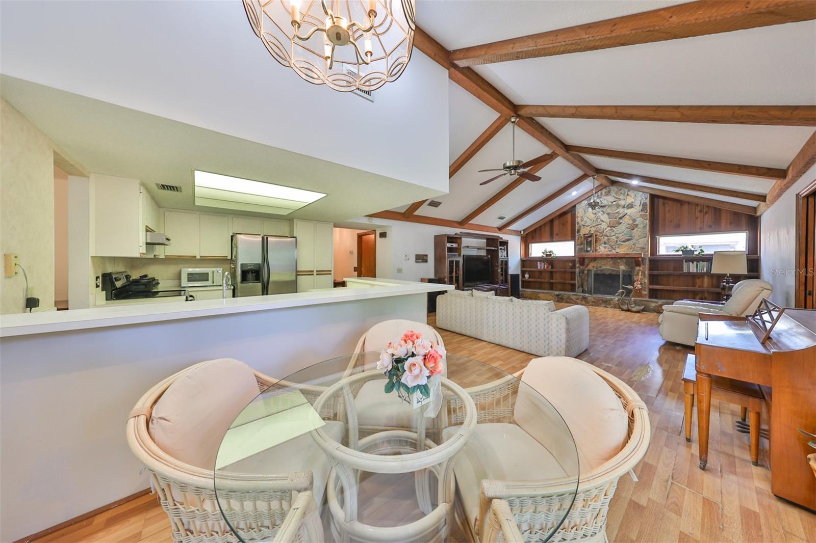 2609 MANOR OAK DR — photo 16