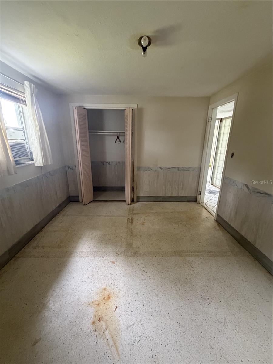 13233 SUSAN DR — photo 12