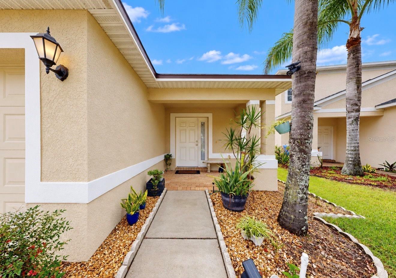 7746 CARRIAGE POINTE DR — photo 2