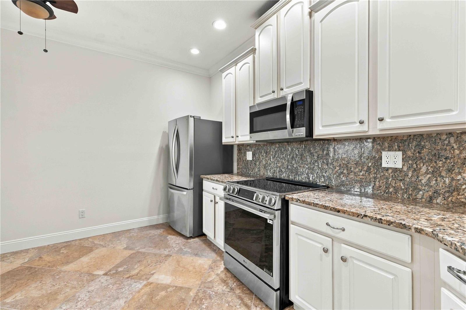 8216 ASHFORD FALLS CT — photo 11