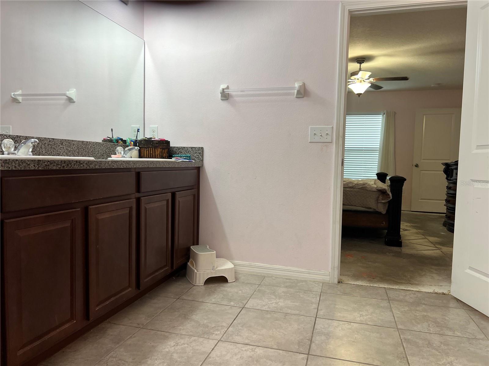 4908 BABBLING BROOK LN — photo 14