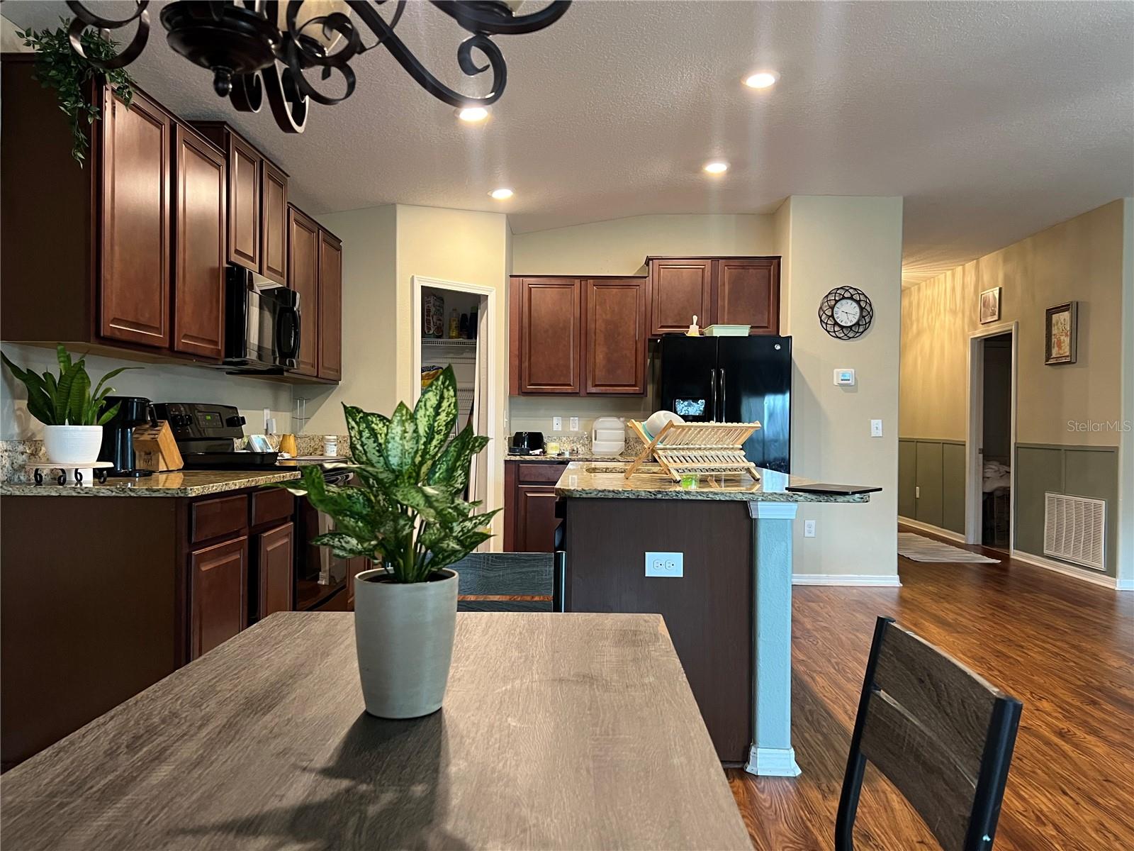4908 BABBLING BROOK LN — photo 9