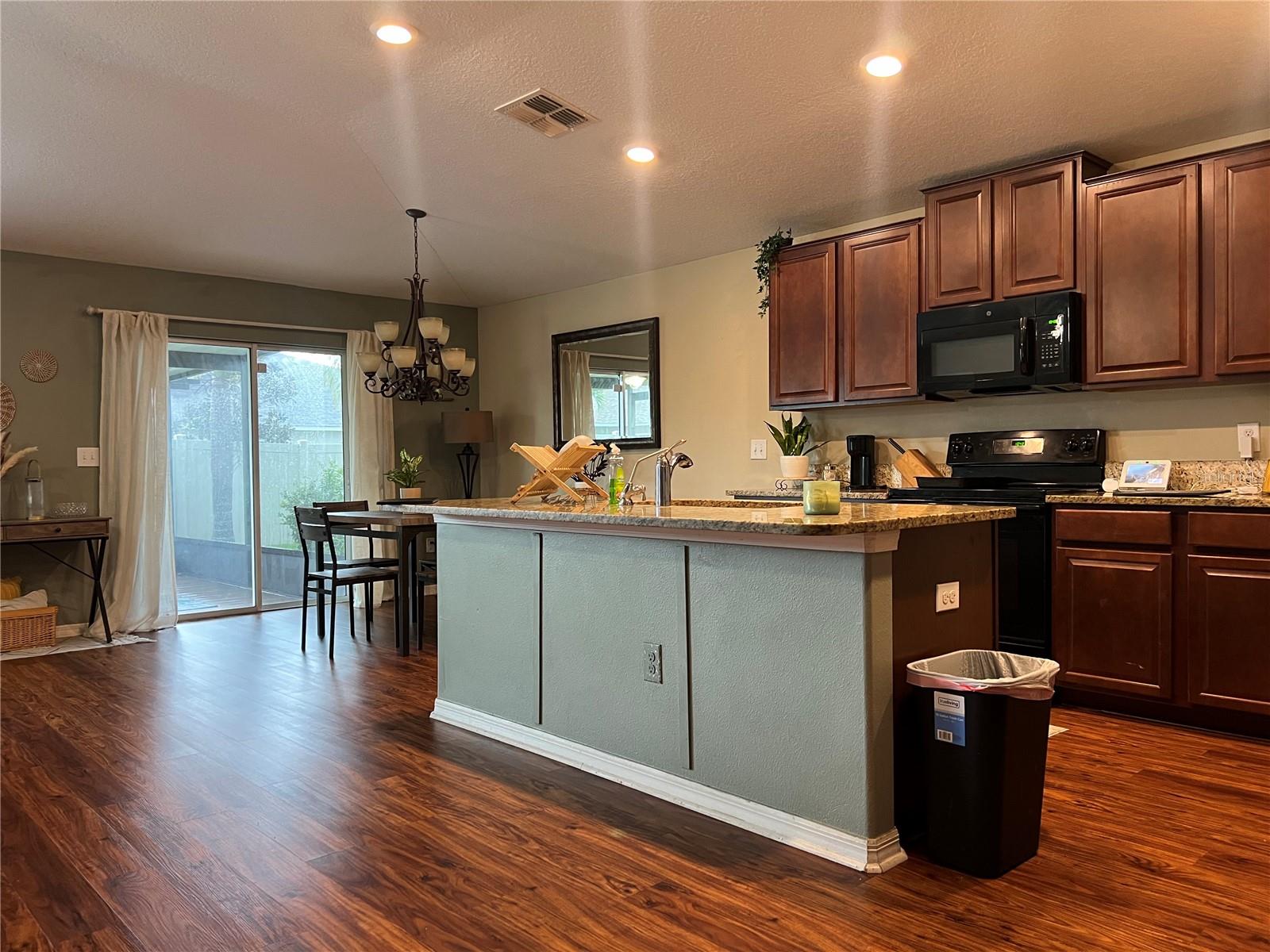 4908 BABBLING BROOK LN — photo 11