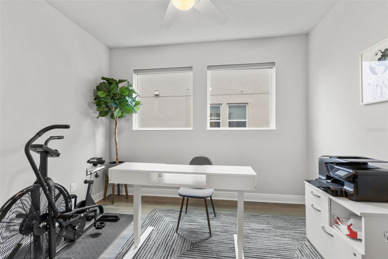 4009 W CARMEN ST — photo 33