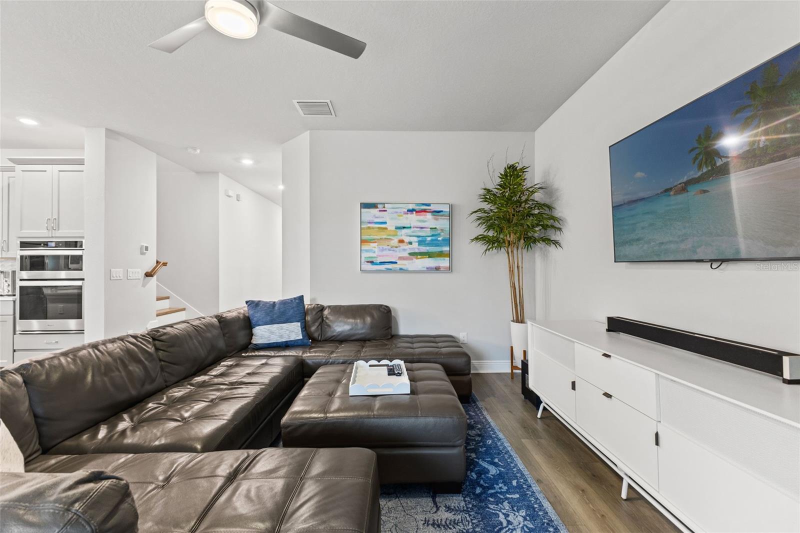 4009 W CARMEN ST — photo 12