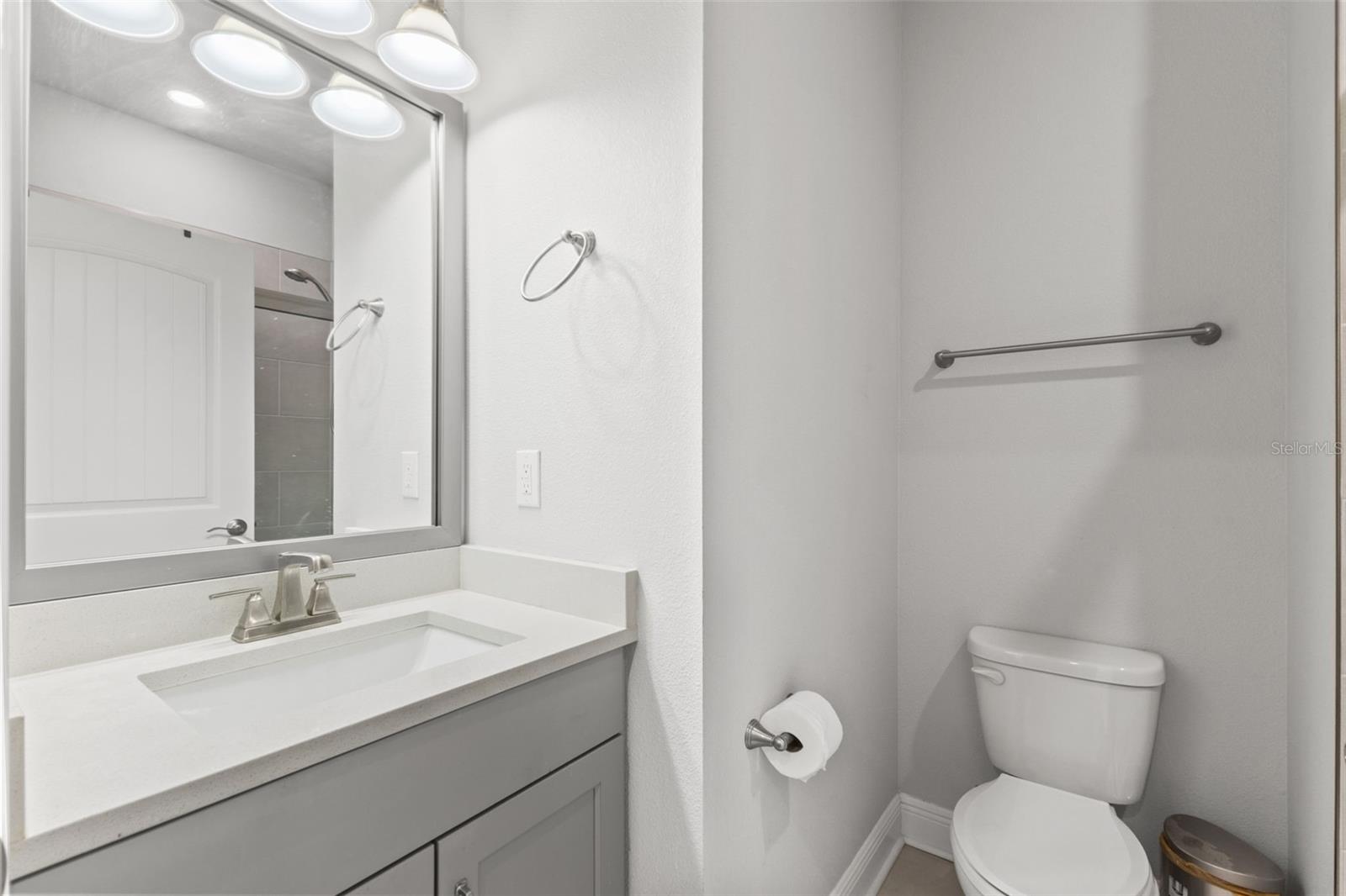 4009 W CARMEN ST — photo 31