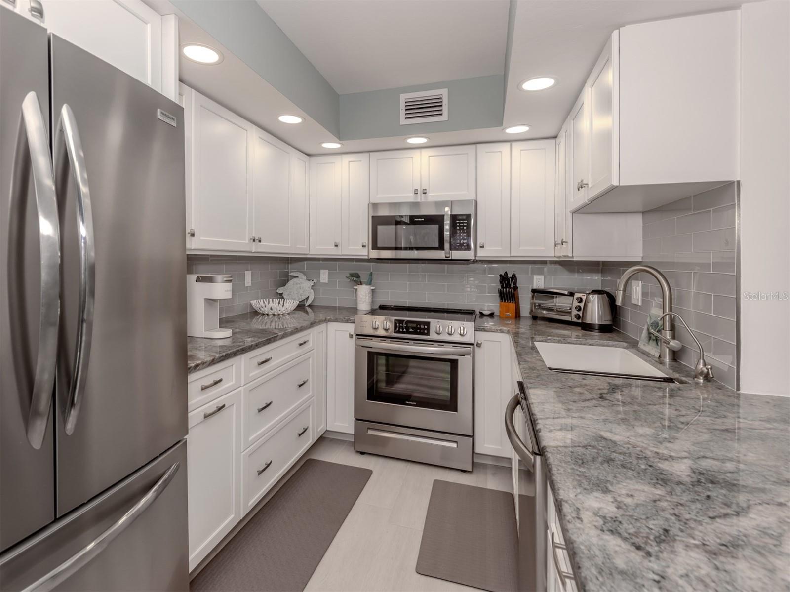 1555 TARPON CENTER DR #247 — photo 16