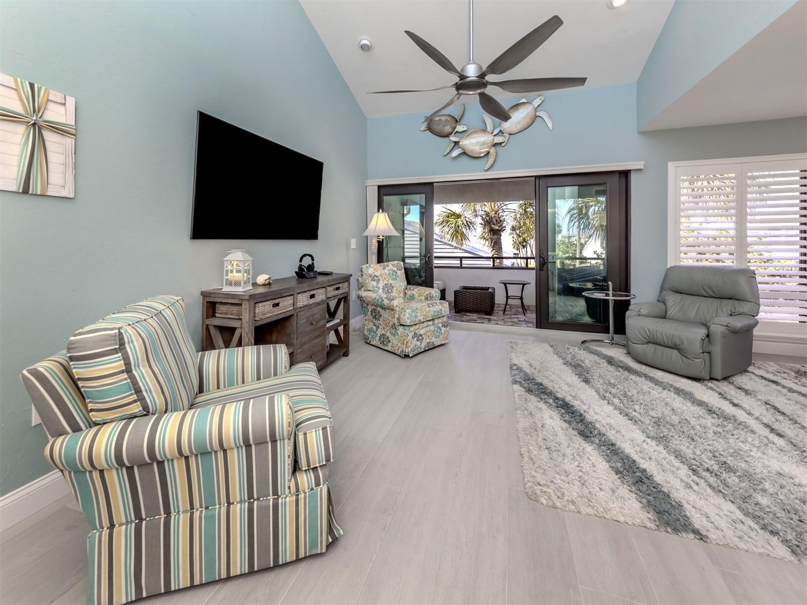 1555 TARPON CENTER DR #247 — photo 7