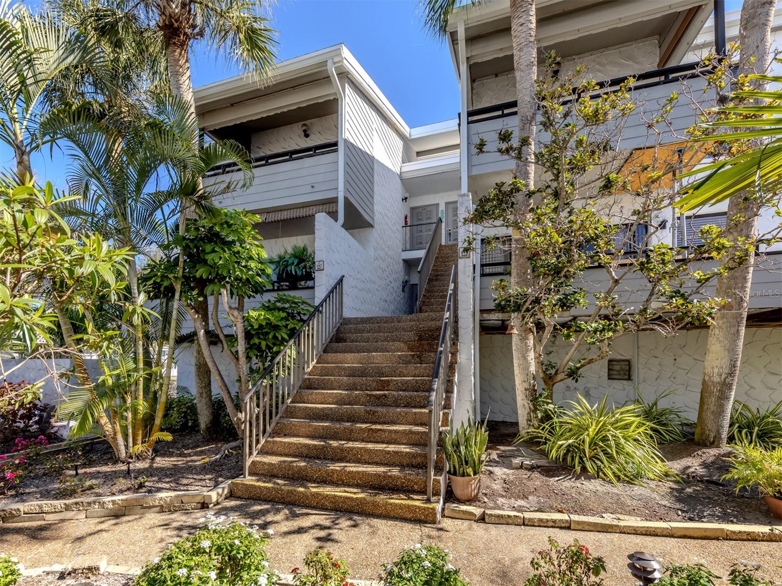 1555 TARPON CENTER DR #247 — photo 2