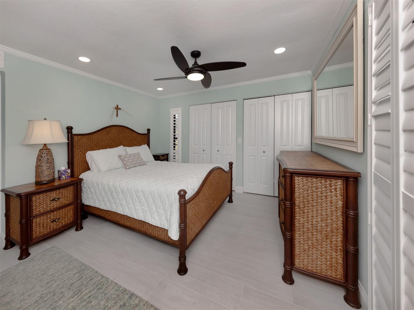 1555 TARPON CENTER DR #247 — photo 19