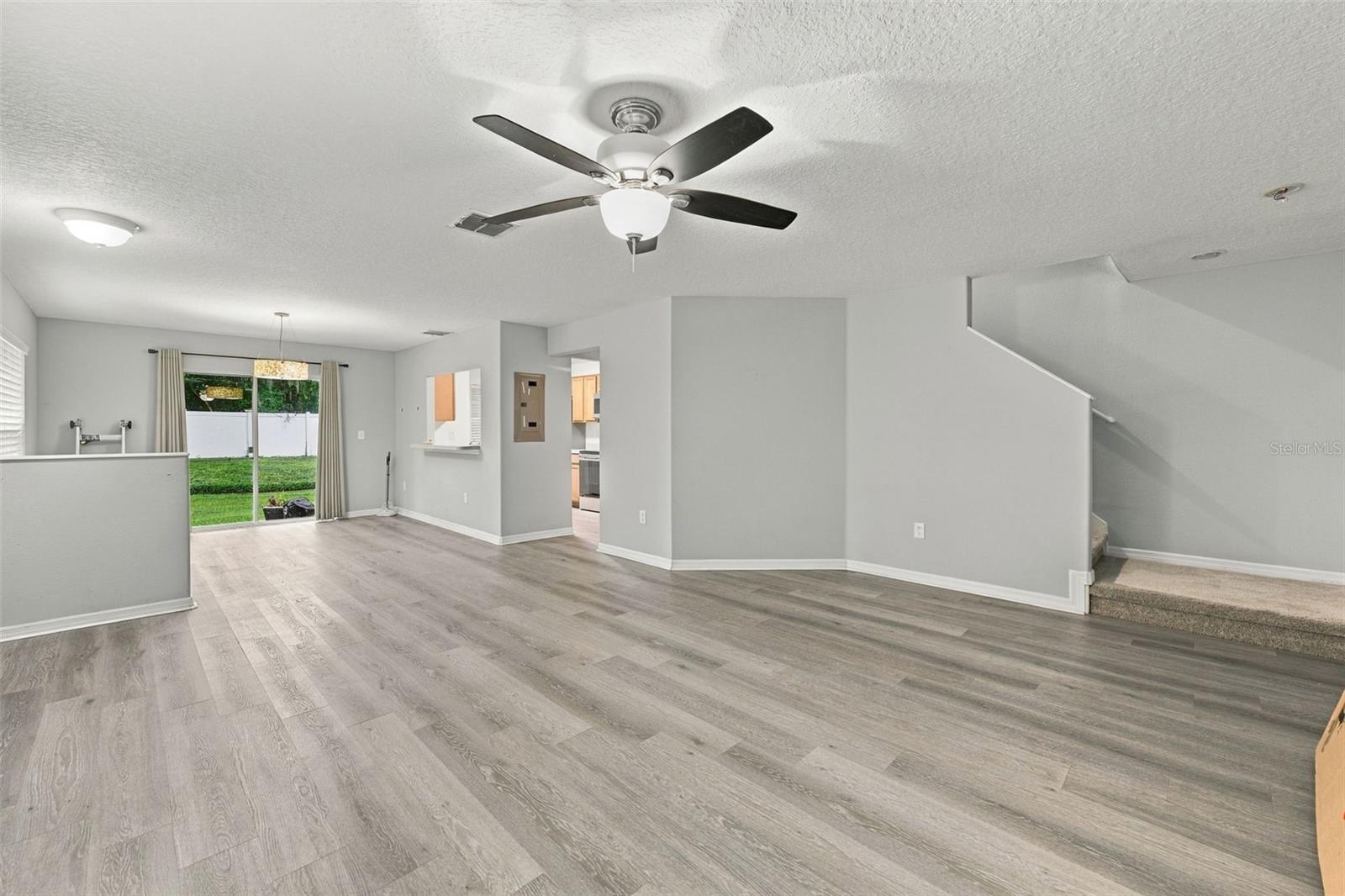 37640 AARALYN RD — photo 7