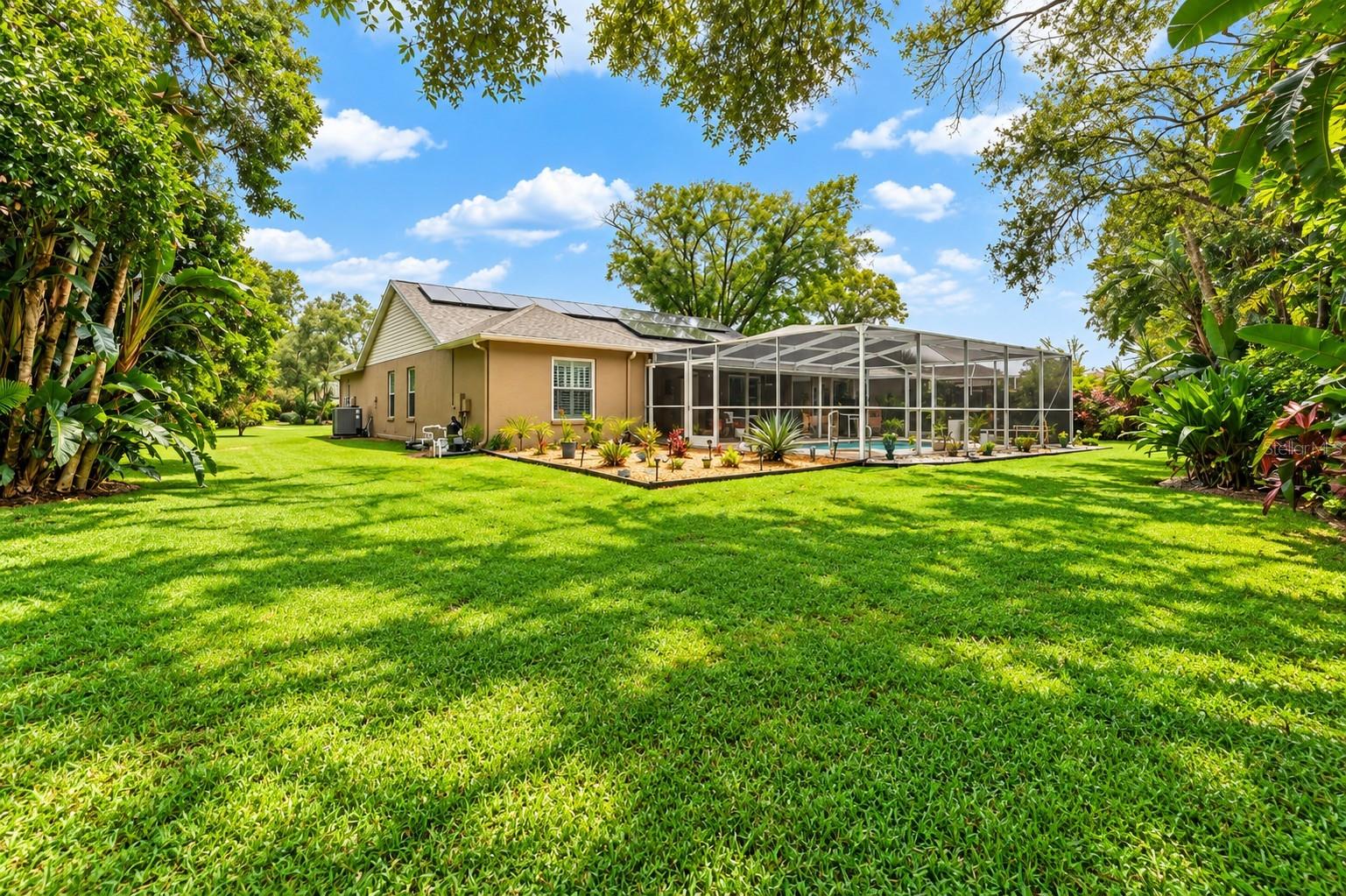 14701 REDCLIFF DR — photo 34