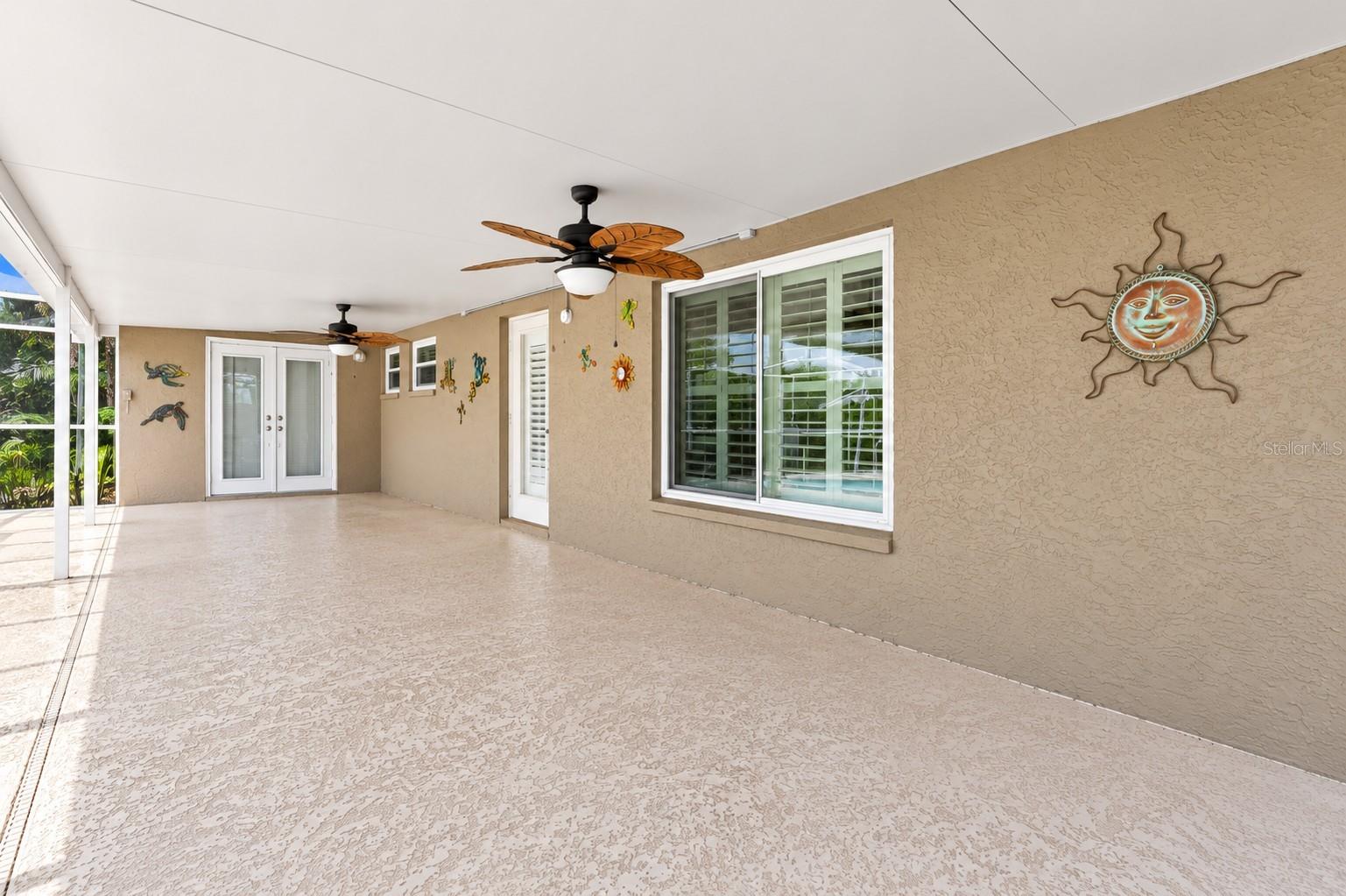 14701 REDCLIFF DR — photo 28