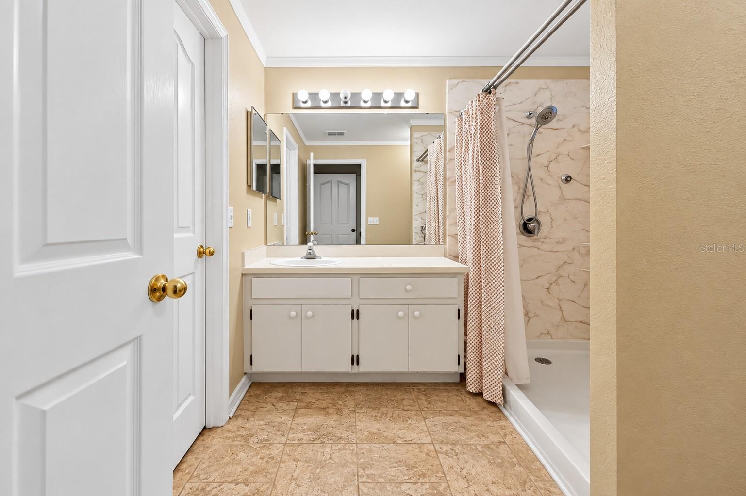 14701 REDCLIFF DR — photo 21
