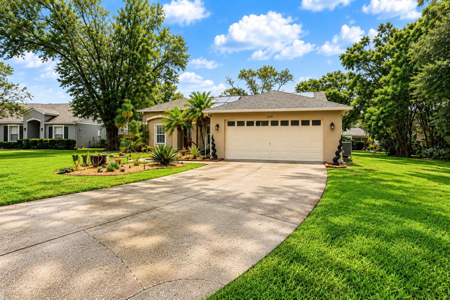 14701 REDCLIFF DR — photo 2