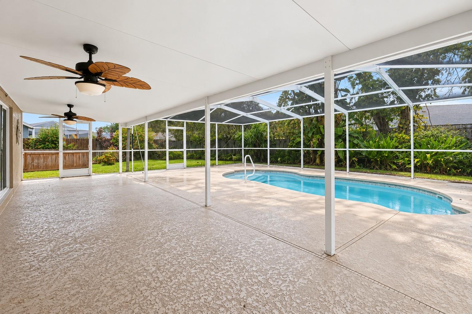 14701 REDCLIFF DR — photo 31