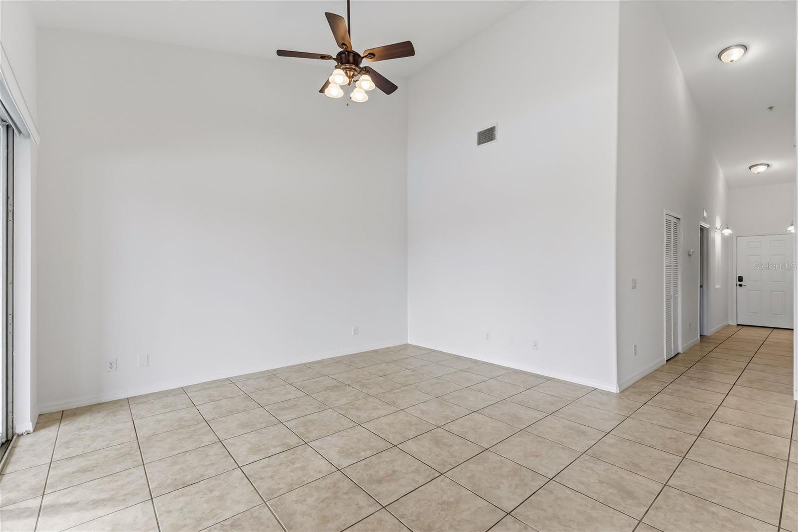 1003 FAIRWAYCOVE LN #207 — photo 31