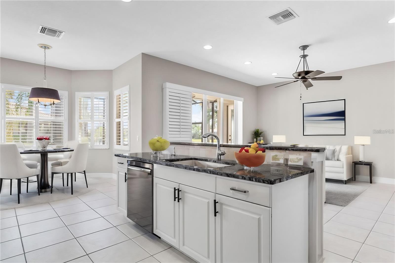 4925 SANDY BROOK CIR — photo 13