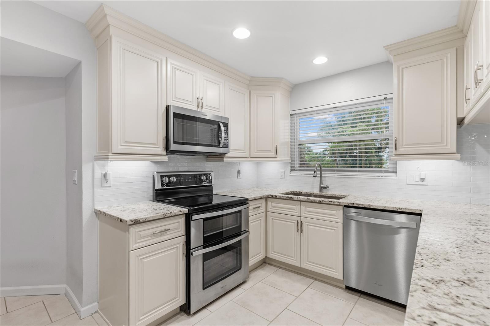 4897 HARBOR WOODS DR — photo 16