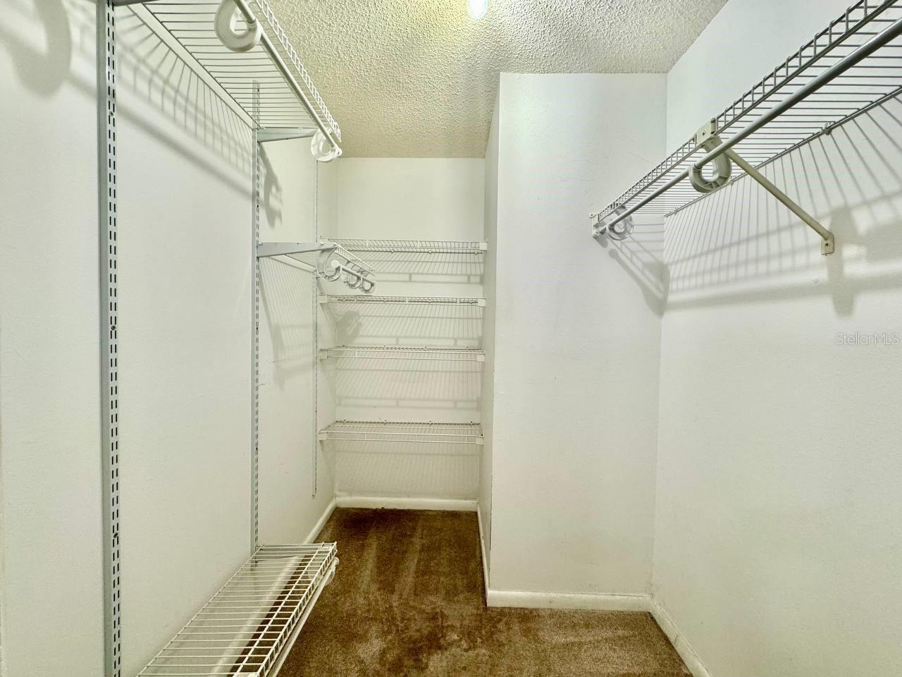 3195 CHAMBLEE LN — photo 25