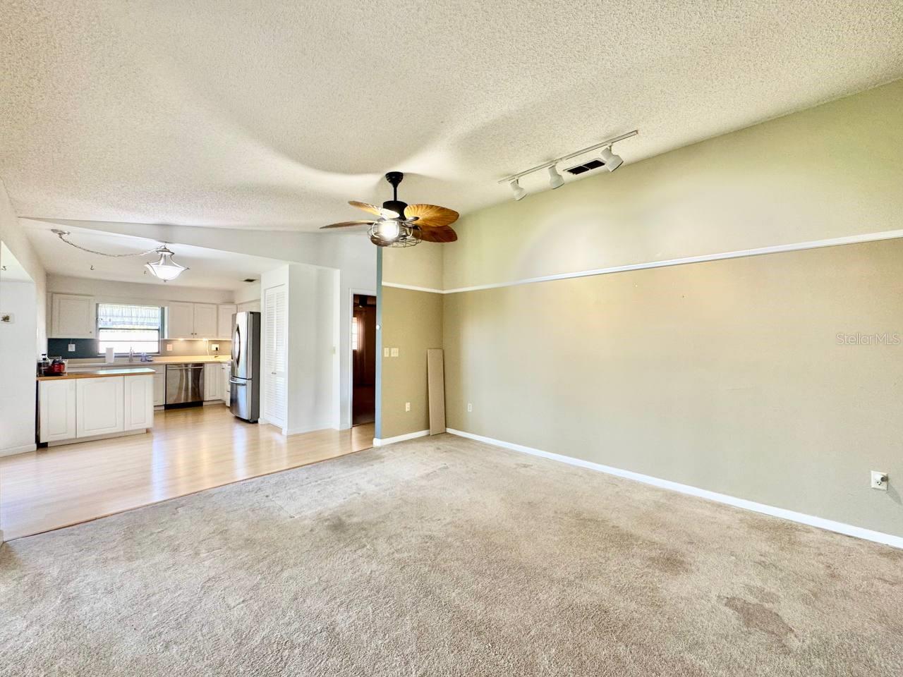 3195 CHAMBLEE LN — photo 13