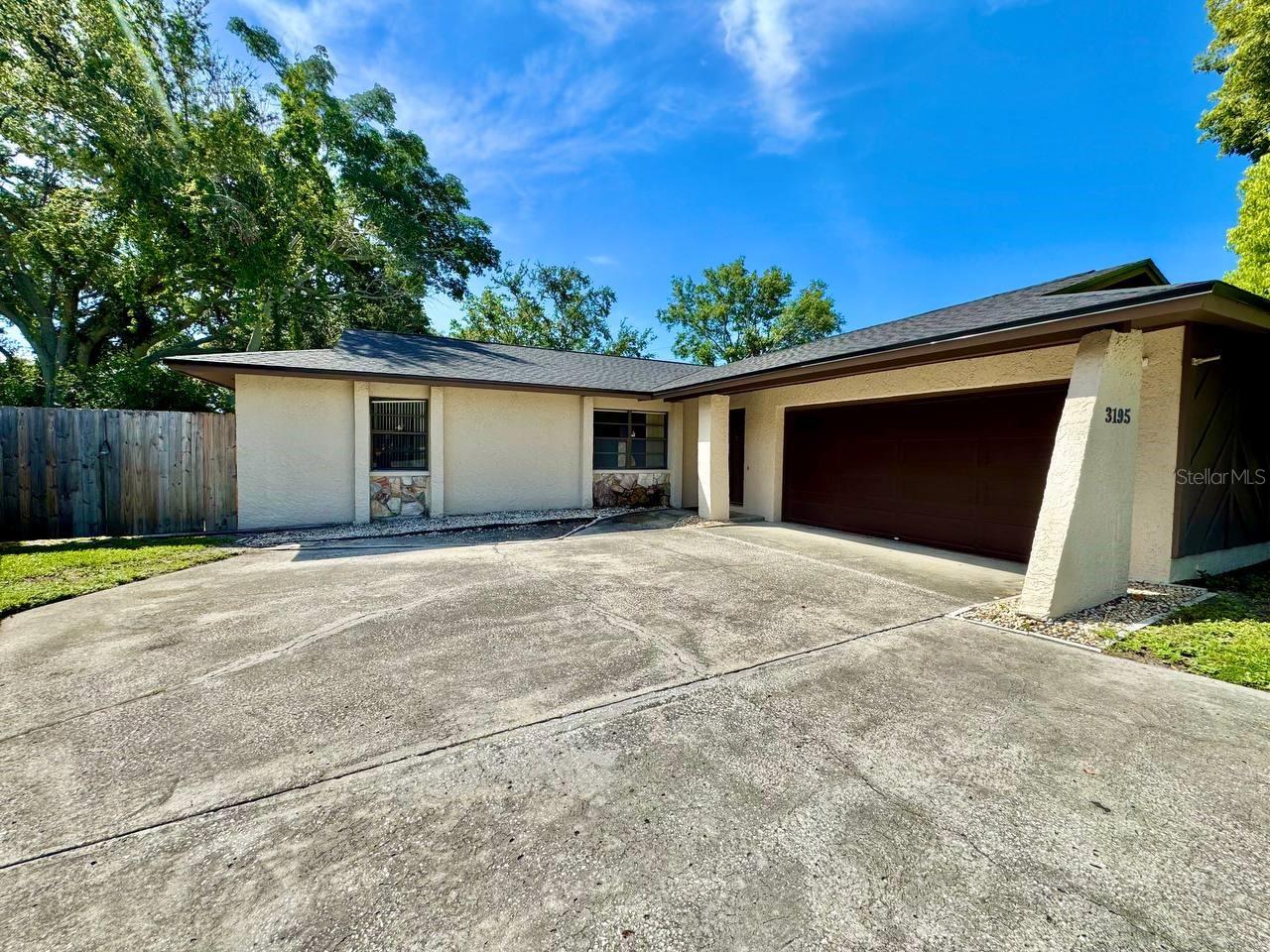 3195 CHAMBLEE LN — photo 2